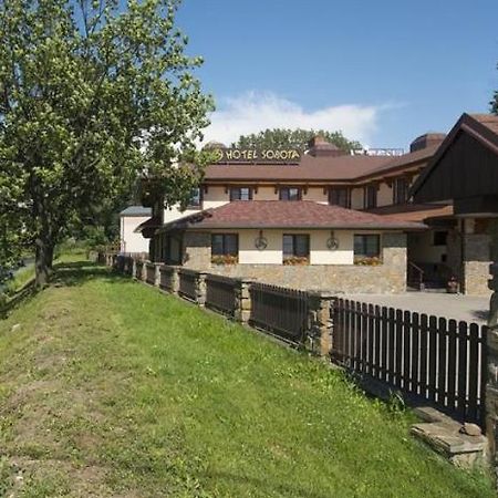 Hotel Sobota Попрад Екстер'єр фото