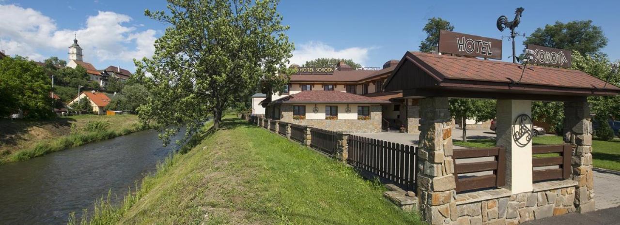Hotel Sobota Попрад Екстер'єр фото
